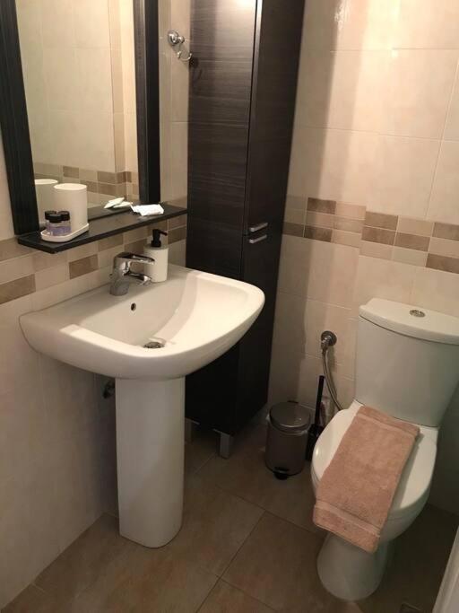 Kyparissia Cozy Flat - 5Mins Walking From Beach Apartment Exterior photo
