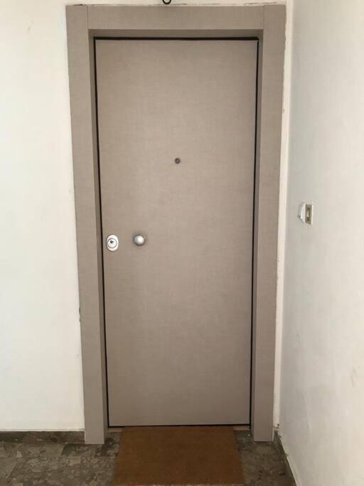 Kyparissia Cozy Flat - 5Mins Walking From Beach Apartment Exterior photo